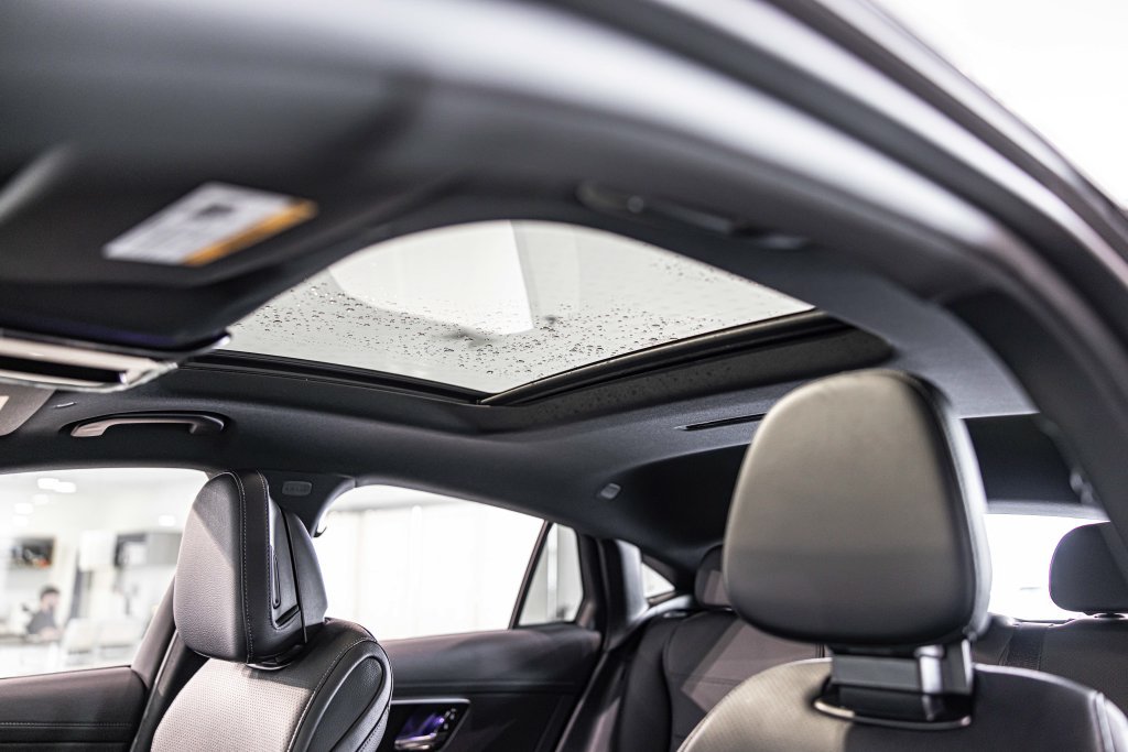 Used 2026 Mercedes-Benz GLC 300 4MATIC image 19
