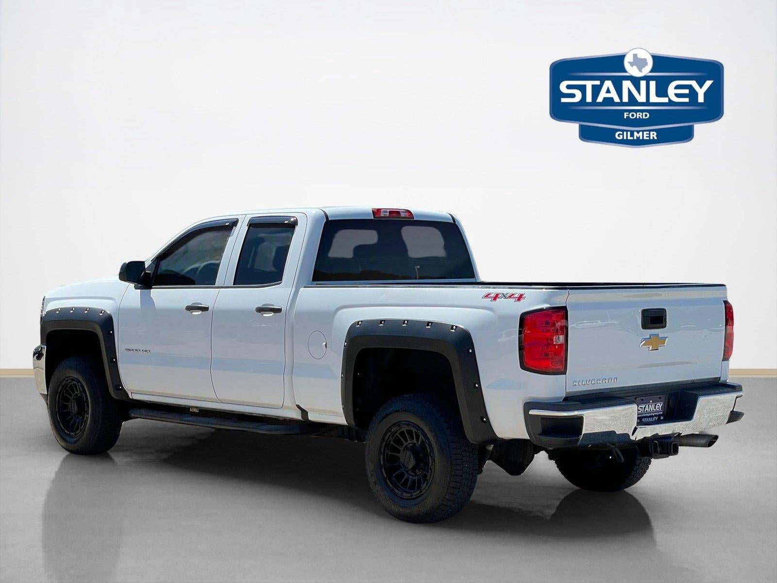 Used 2017 Chevrolet Silverado 2500 W/T w/ WT Convenience Package AWD/4WD image 5