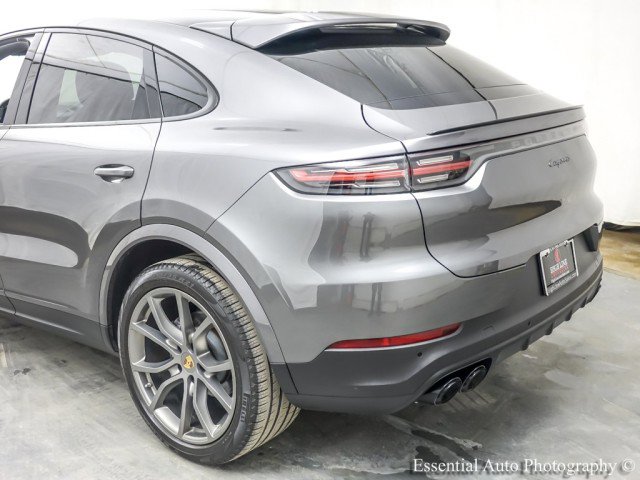 Used 2021 Porsche Cayenne Coupe image 9
