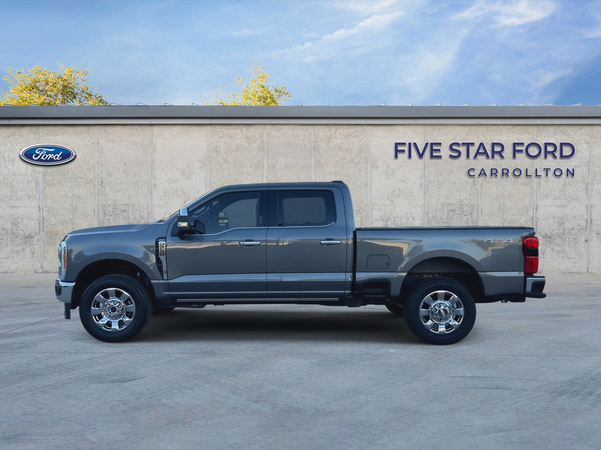 Used 2023 Ford F250 Lariat w/ Lariat Ultimate Package AWD/4WD image 5