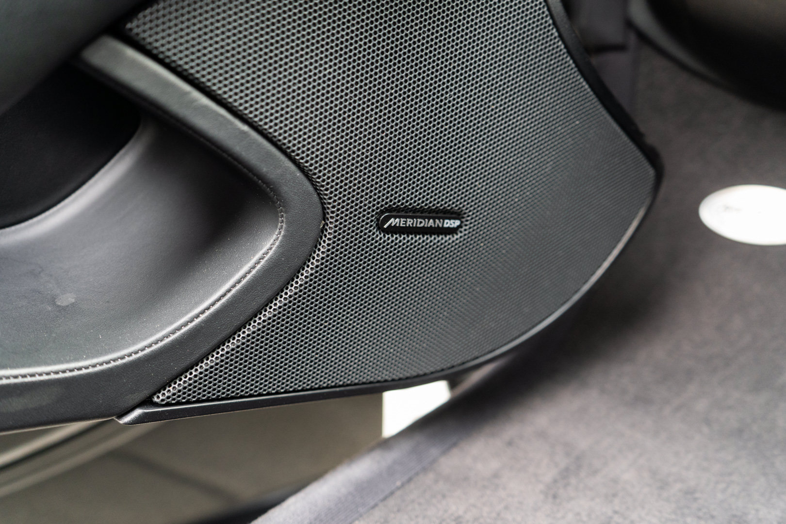 Used 2012 McLaren MP4-12C Coupe RWD image 22