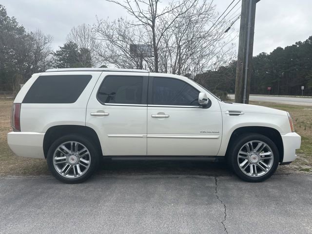 Used 2014 Cadillac Escalade Premium image 7