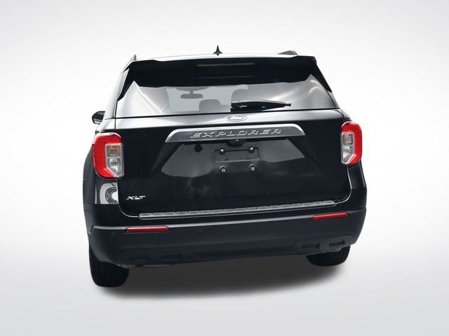 Used 2023 Ford Explorer XLT image 6