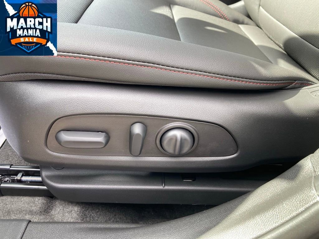 New 2026 Chevrolet Trax RS w/ Driver Confidence Package image 10