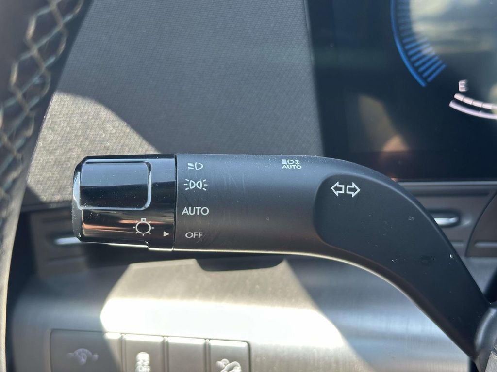 Certified 2026 Hyundai Kona SEL Sport image 33