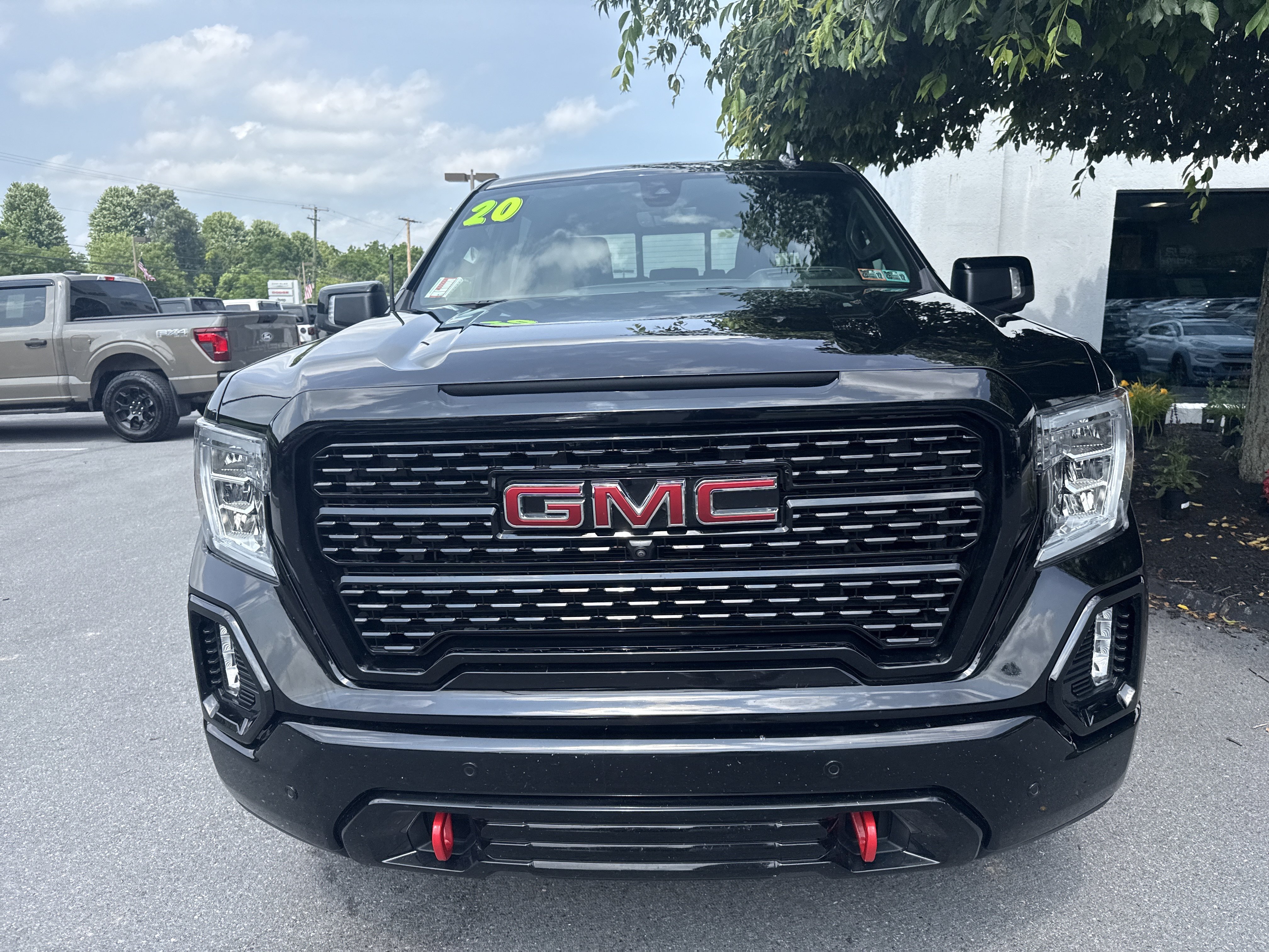 Used 2020 GMC Sierra 1500 AT4 w/ AT4 Premium Package AWD/4WD image 14
