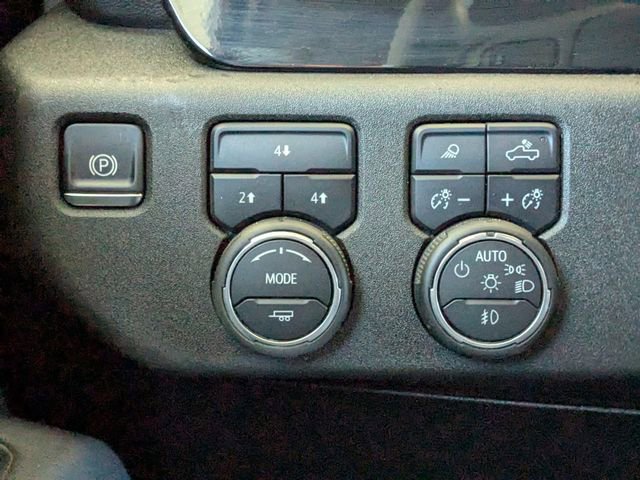 Used 2025 Chevrolet Silverado 2500 LT w/ Safety Package image 20