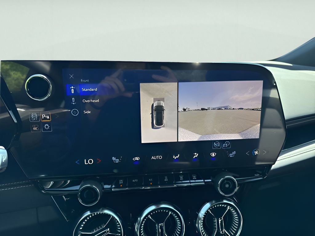 New 2025 Chevrolet Blazer EV LT AWD/4WD image 31