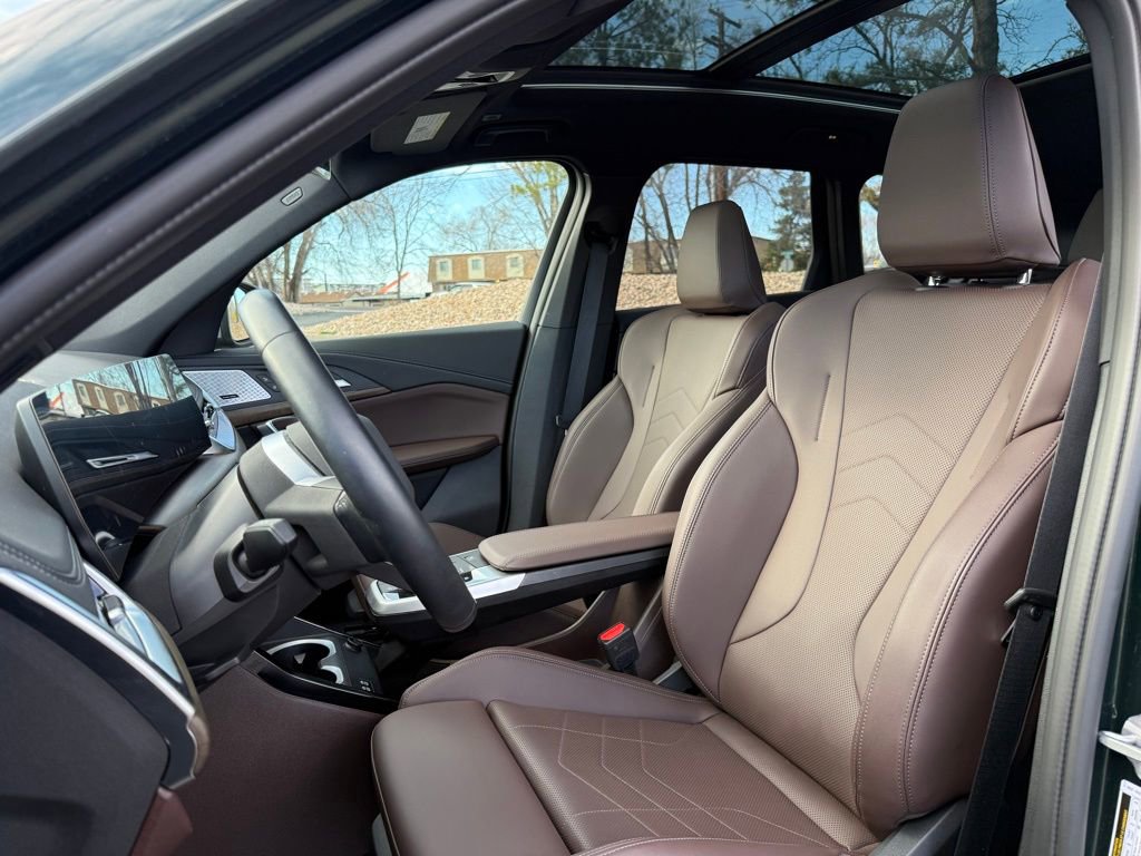 Certified 2025 BMW X1 xDrive28i w/ Premium Package image 16