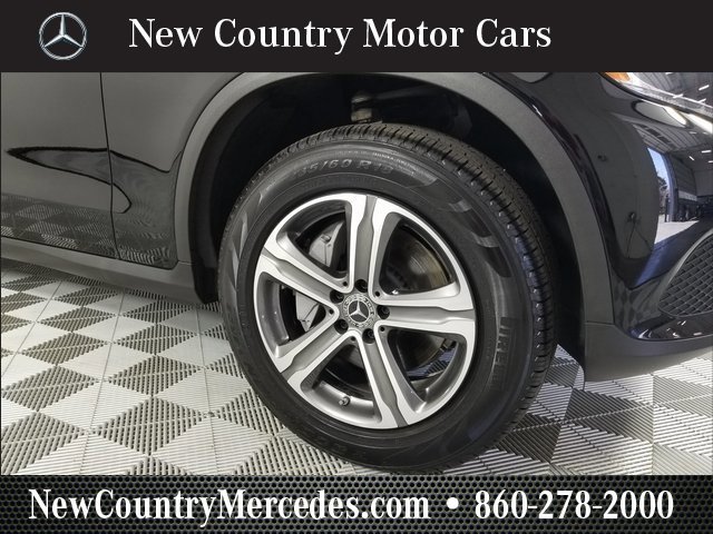 Certified 2017 Mercedes-Benz GLC 300 4MATIC image 2