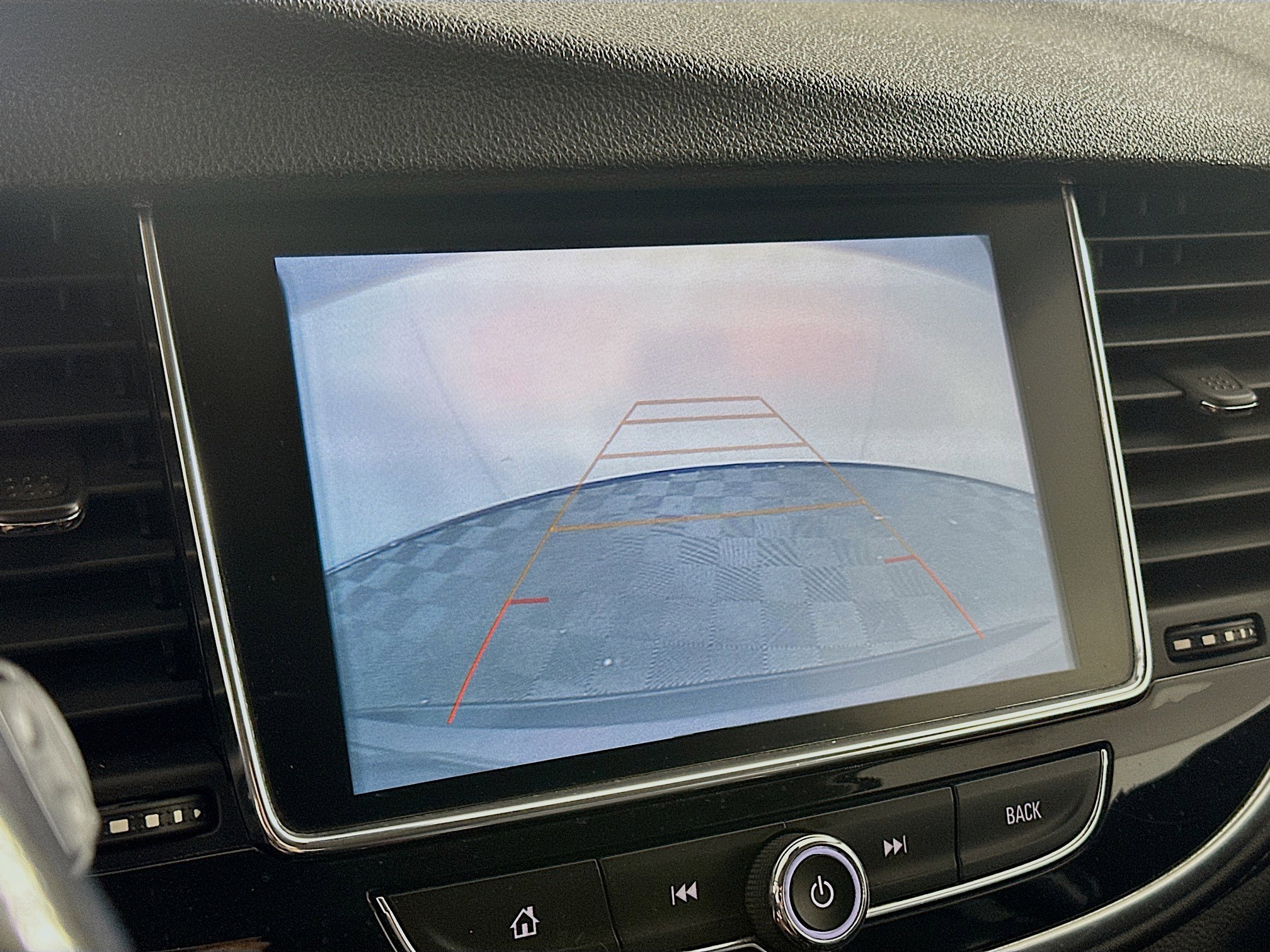 Used 2018 Buick Encore Preferred image 21