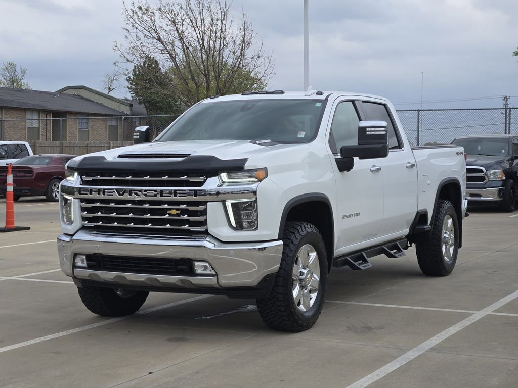 Used 2022 Chevrolet Silverado 3500 LTZ w/ LTZ Convenience Package AWD/4WD image 3