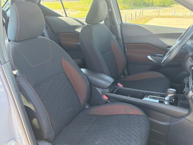 Used 2021 Nissan Kicks SR FWD image 7