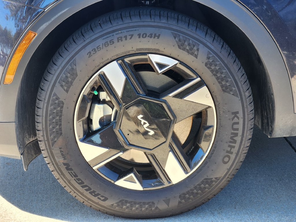 New 2026 Kia Sportage LX w/ LX Convenience Package FWD image 8