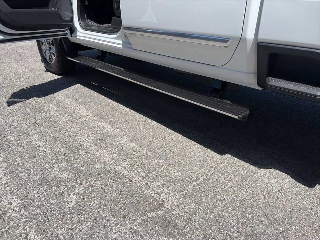 New 2026 Chevrolet Silverado 3500 High Country w/ High Country Premium Package AWD/4WD image 11