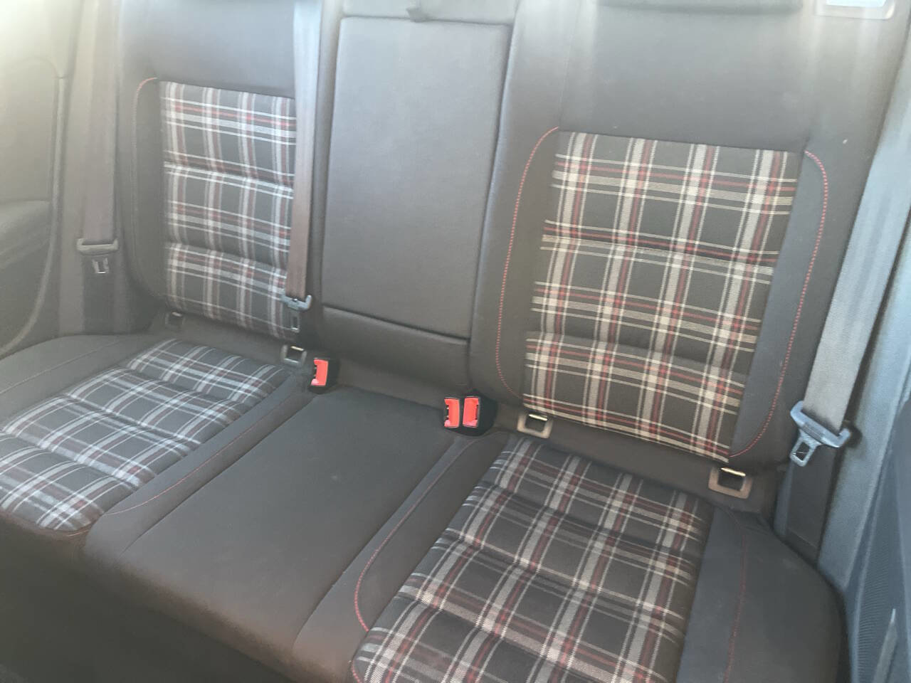 Used 2011 Volkswagen Golf 2-Door image 17