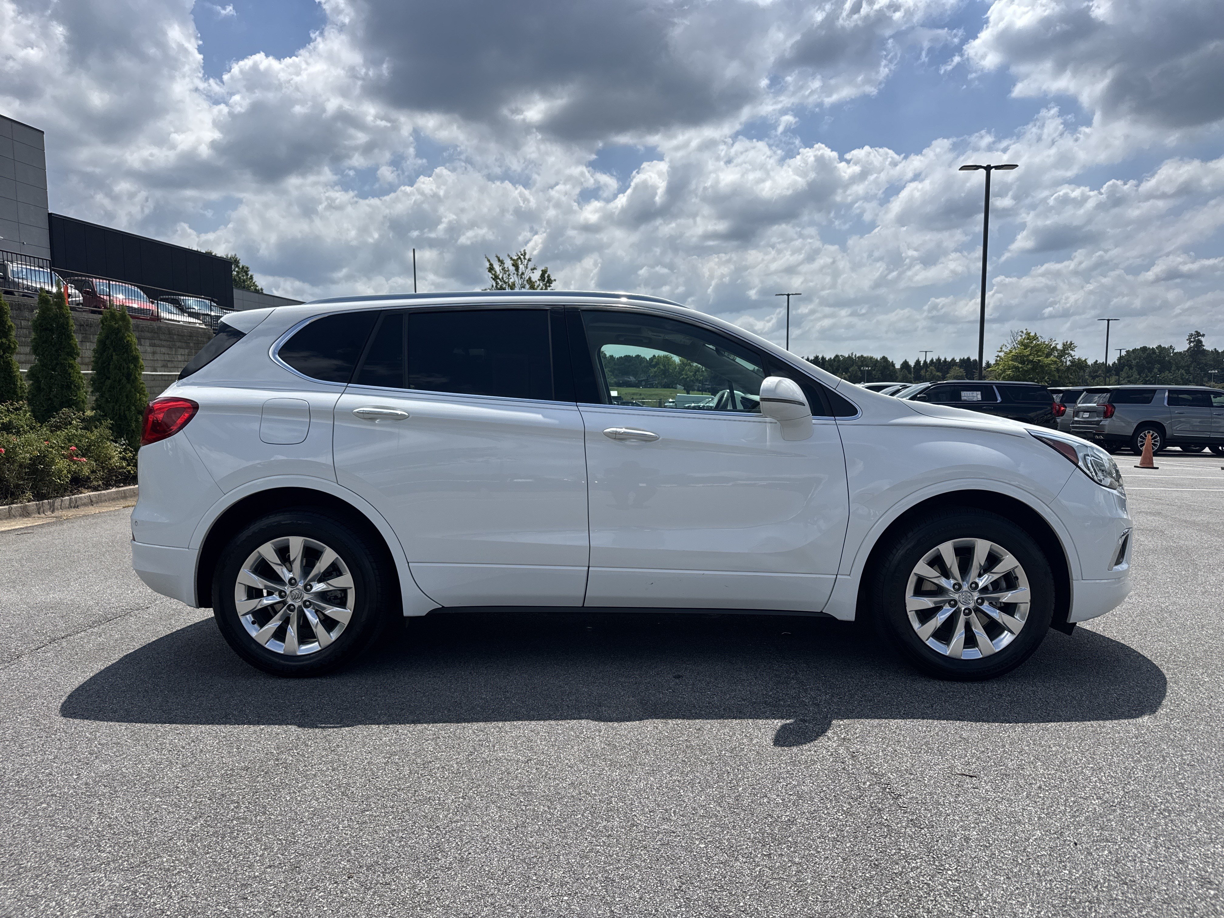 Used 2017 Buick Envision Essence FWD image 11