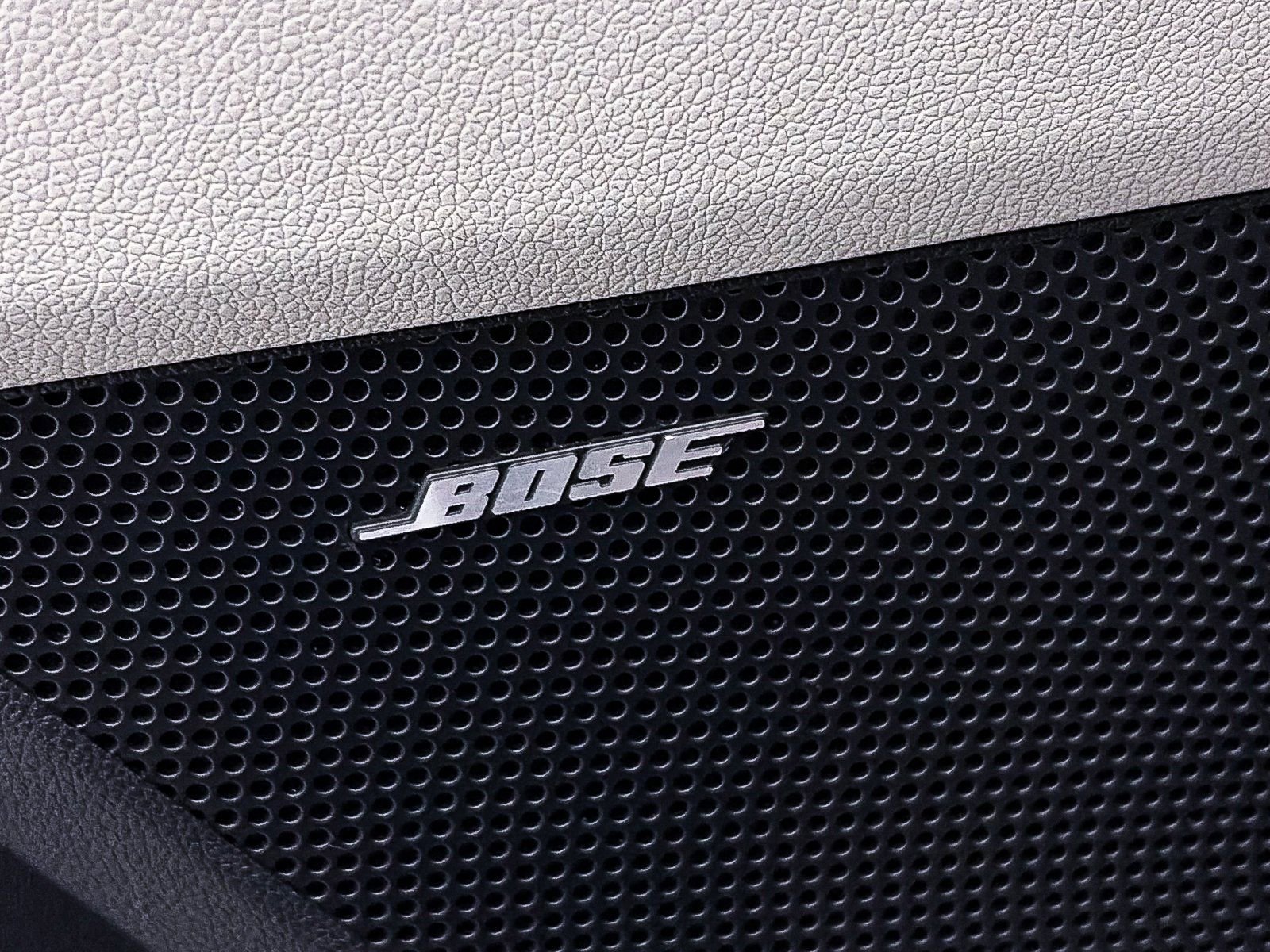 Used 2022 Kia Sorento SX image 5