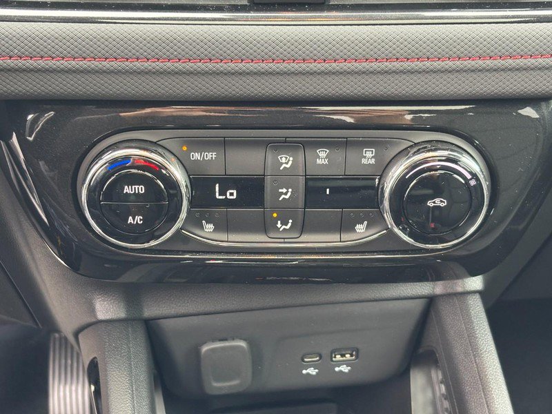 Used 2025 Chevrolet TrailBlazer RS w/ Convenience Package image 22