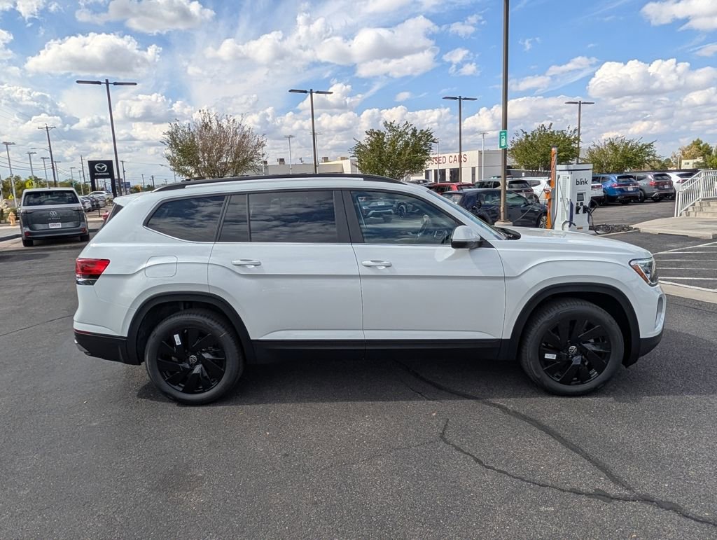 New 2026 Volkswagen Atlas SE image 3