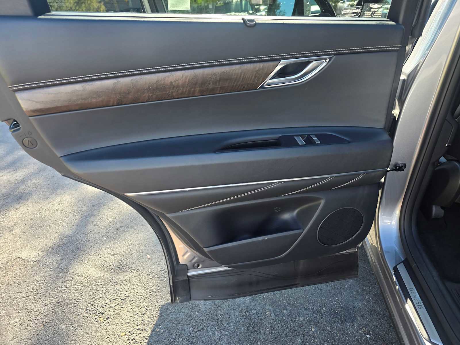 Used 2024 Genesis GV80 2.5T image 20