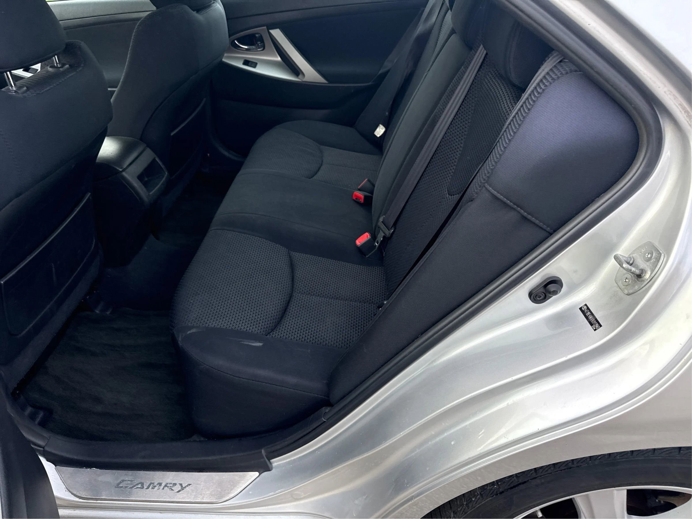 Used 2009 Toyota Camry SE FWD image 11