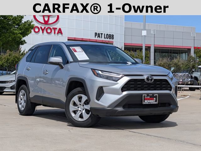Used 2024 Toyota RAV4 LE image 2