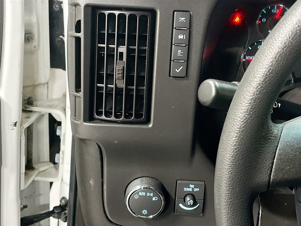 Used 2024 Chevrolet Express 2500 w/ Driver Convenience Package image 10