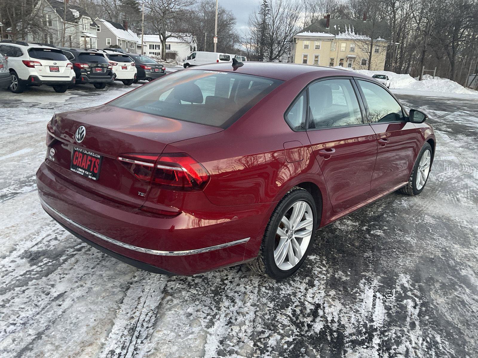Used 2019 Volkswagen Passat 2.0T Wolfsburg w/ Wheels & Sunroof Package image 5