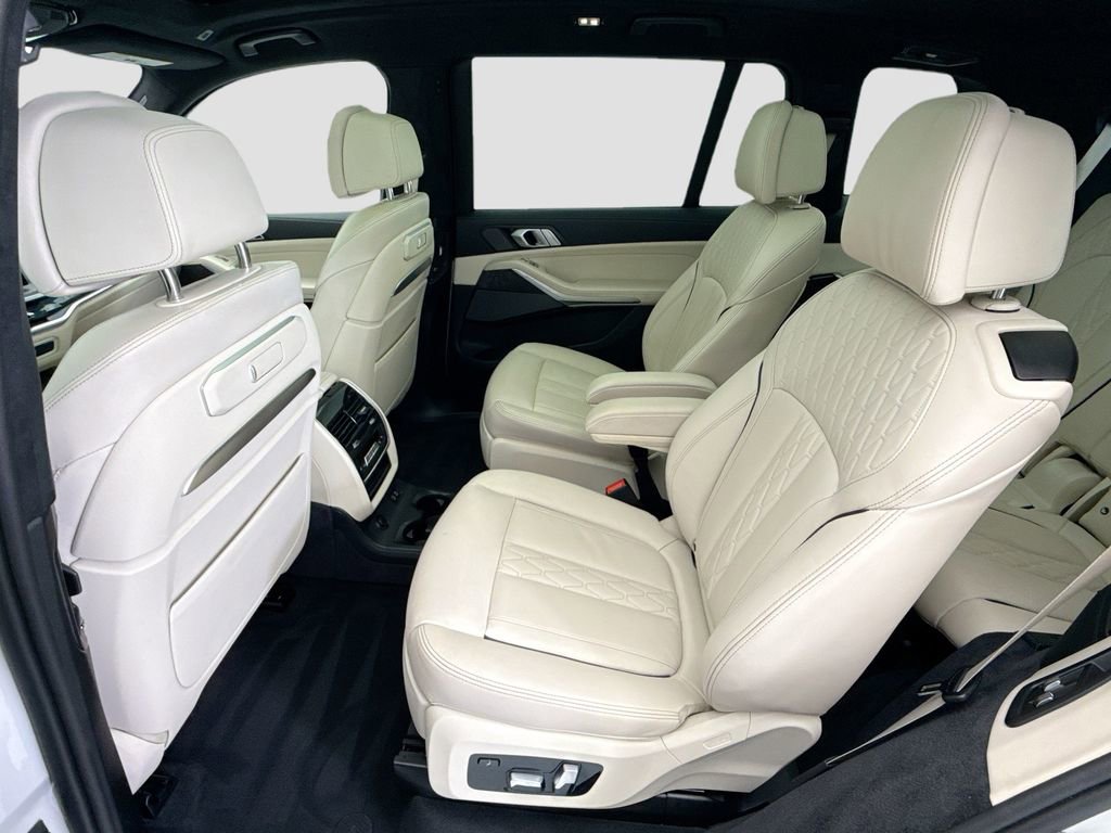 Certified 2025 BMW X7 xDrive40i w/ Executive Package AWD/4WD image 20