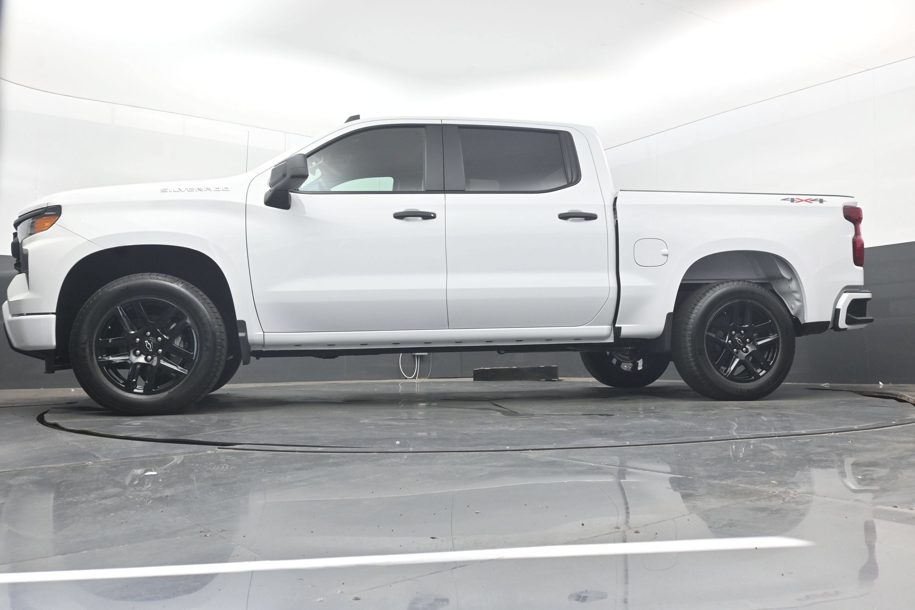 Used 2026 Chevrolet Silverado 1500 Custom AWD/4WD image 26
