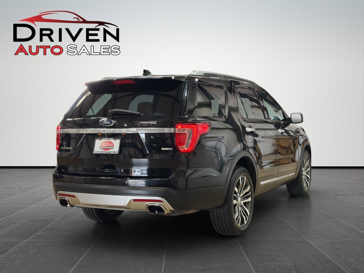 Used 2017 Ford Explorer Platinum AWD/4WD image 6