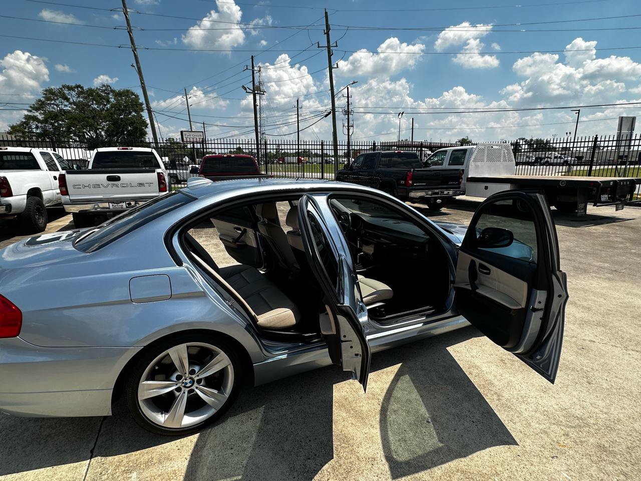 Used 2010 BMW 335i Sedan RWD image 21