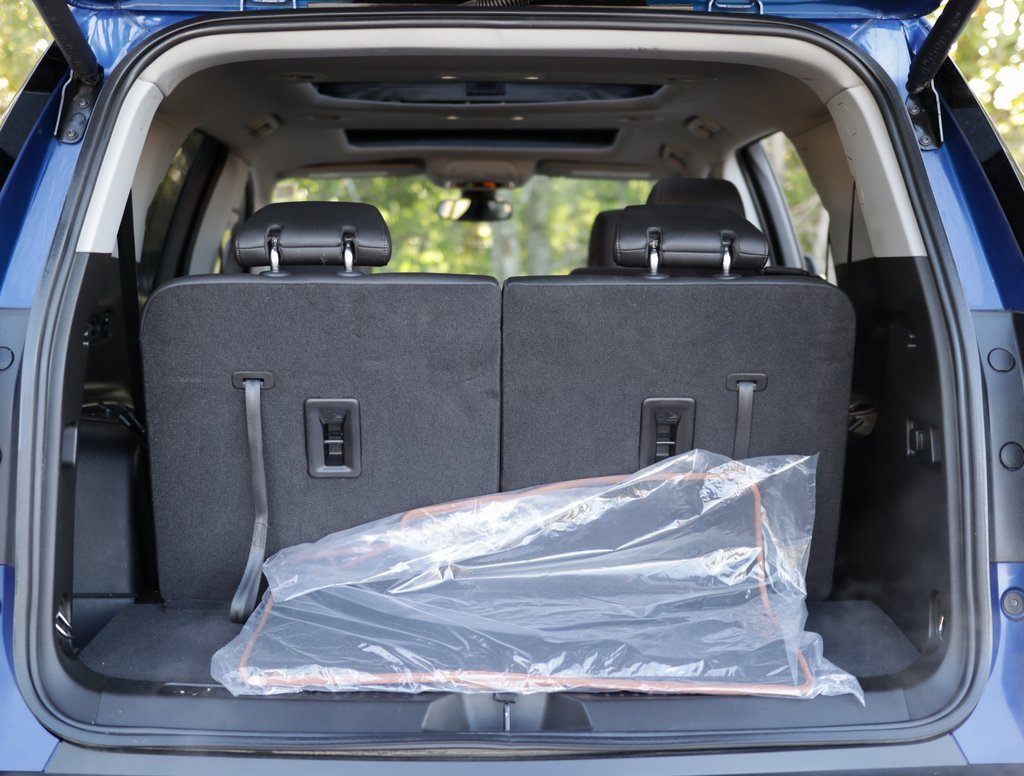 Used 2023 GMC Acadia AT4 image 35