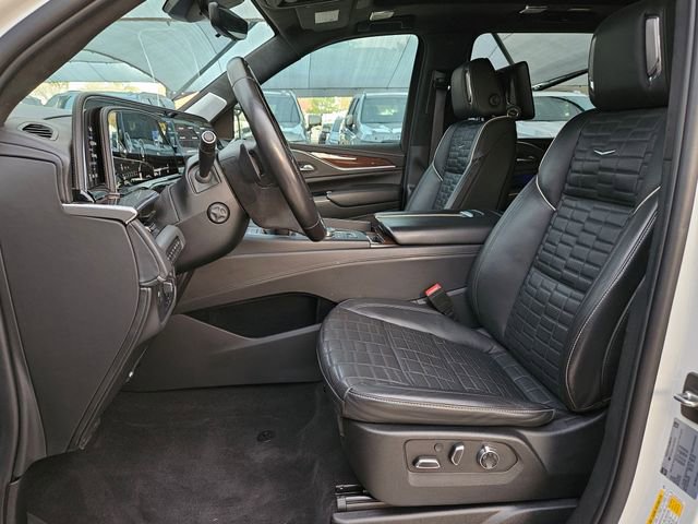 Certified 2022 Cadillac Escalade ESV Sport Platinum w/ Heavy-Duty Trailer Package image 25