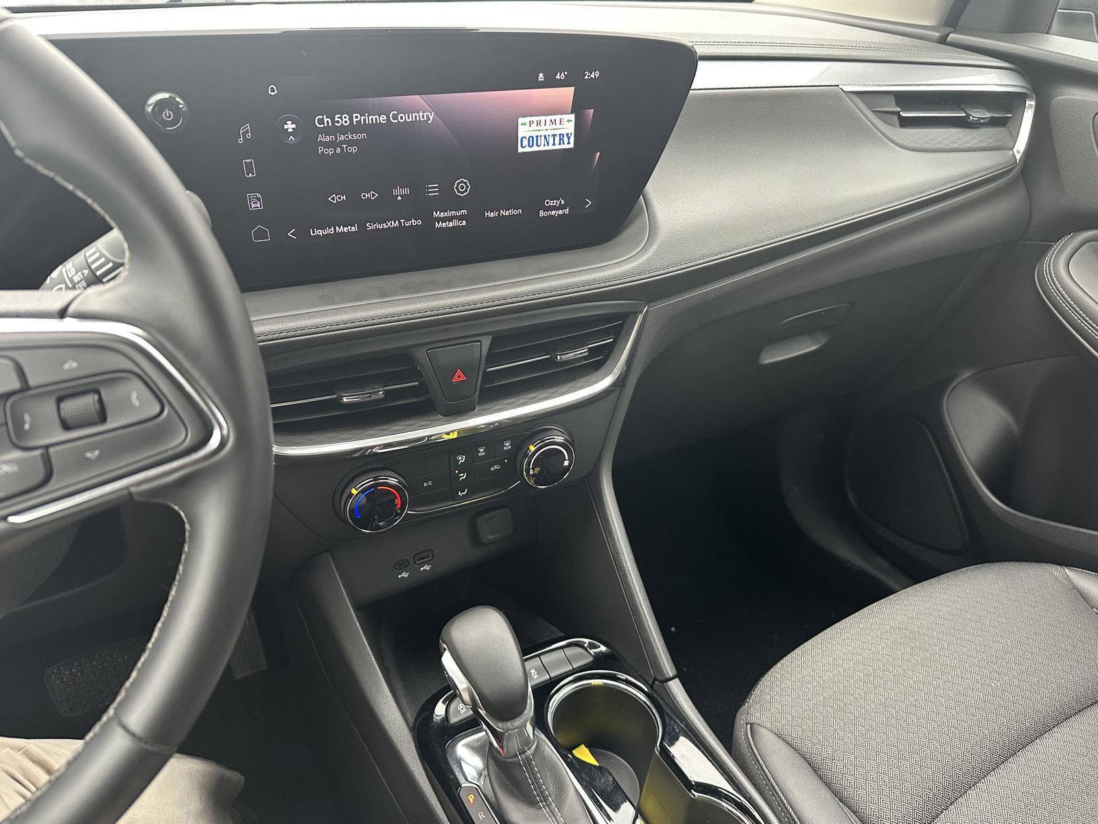 Used 2025 Buick Encore GX Preferred image 11