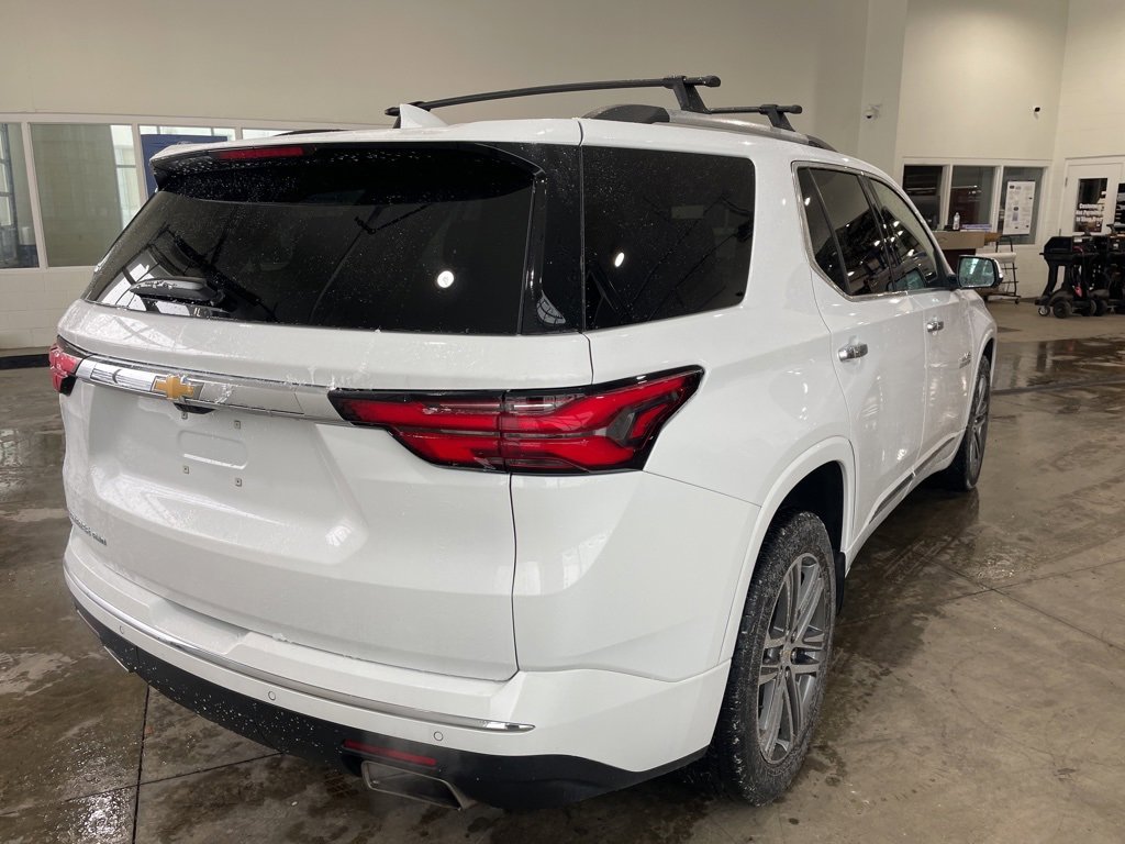 Used 2023 Chevrolet Traverse High Country image 5