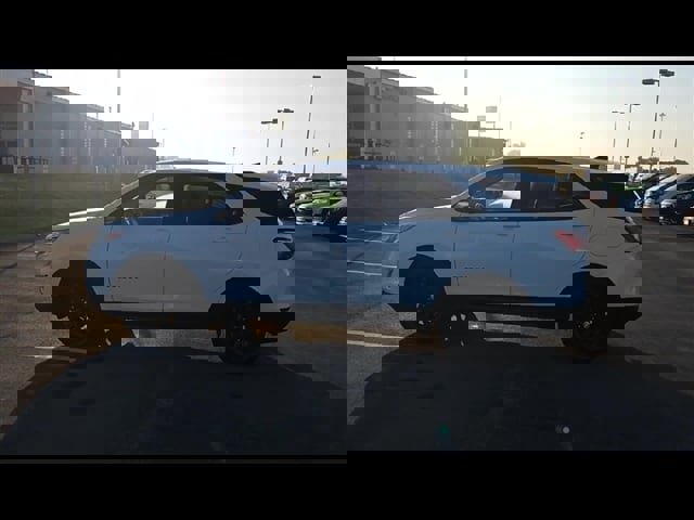 Used 2020 Chevrolet Equinox LS w/ LS Convenience Package image 5