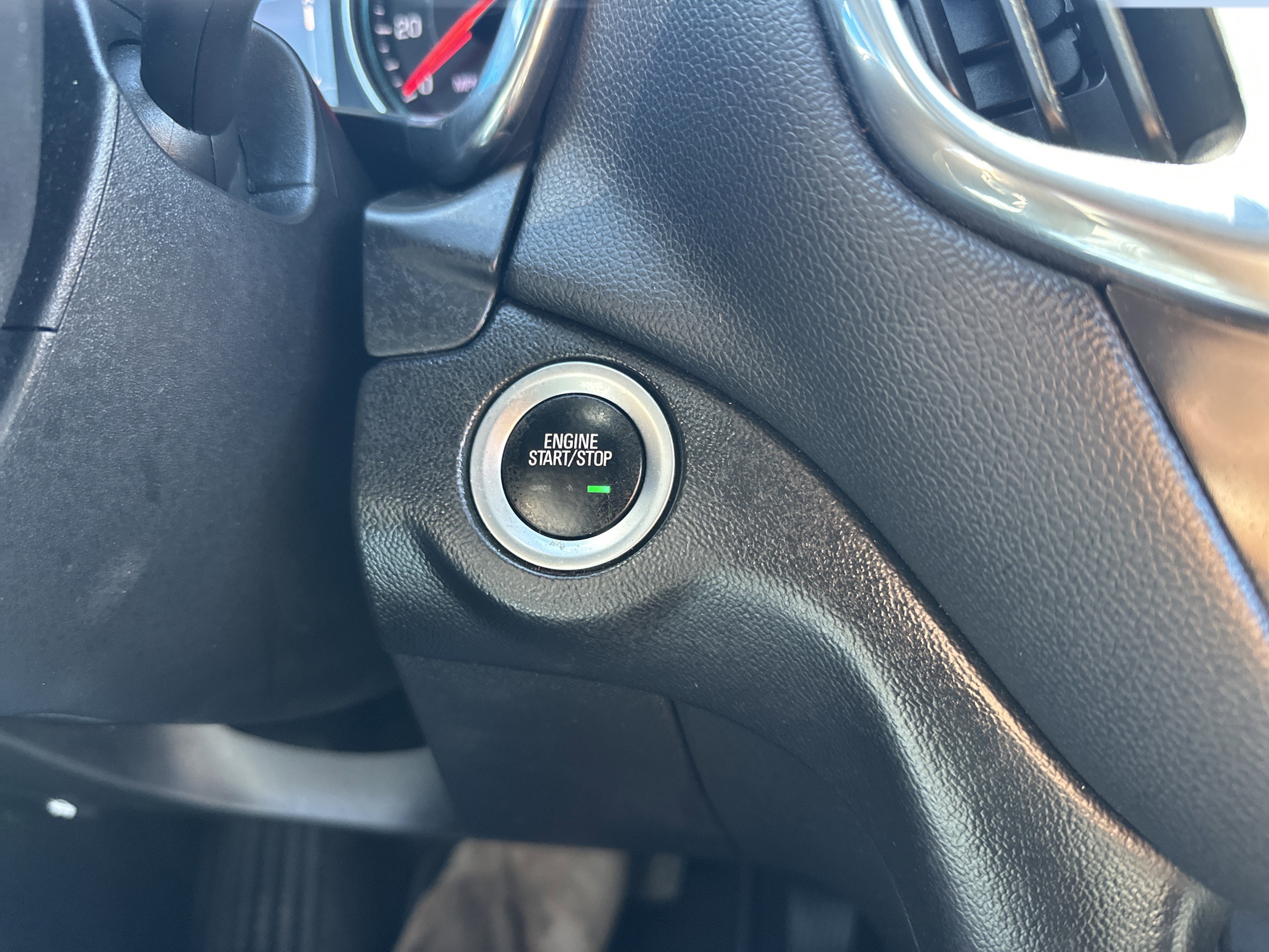Certified 2020 Chevrolet Equinox LT AWD/4WD image 15