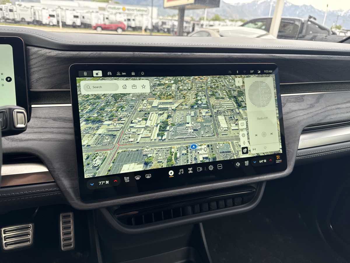 Used 2022 Rivian R1S Launch Edition Quad AWD/4WD image 28