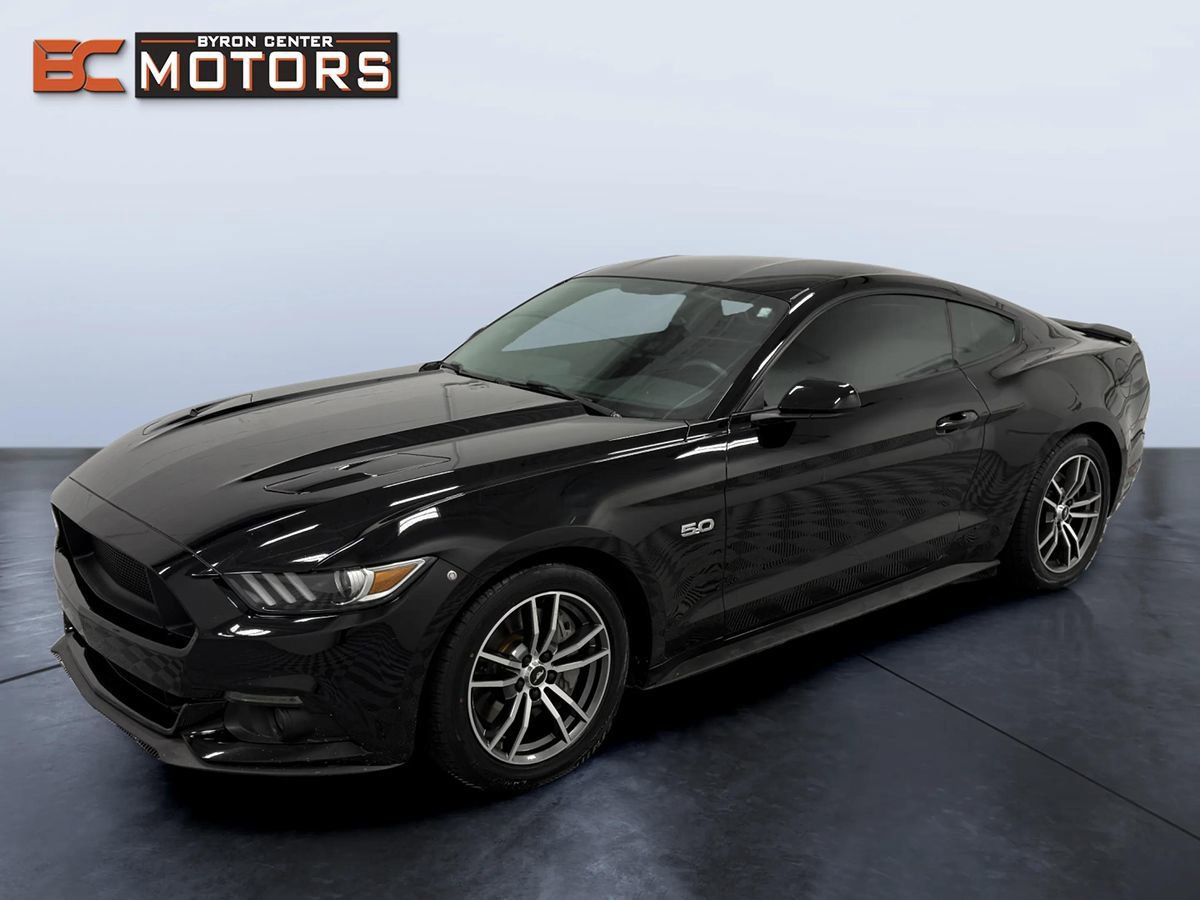 Used 2017 Ford Mustang GT image 1