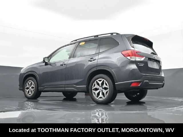Used 2023 Subaru Forester Premium AWD/4WD image 25