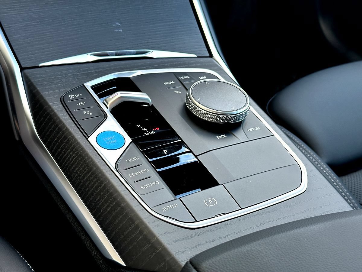 New 2026 BMW i4 eDrive40 w/ Premium Package RWD image 13