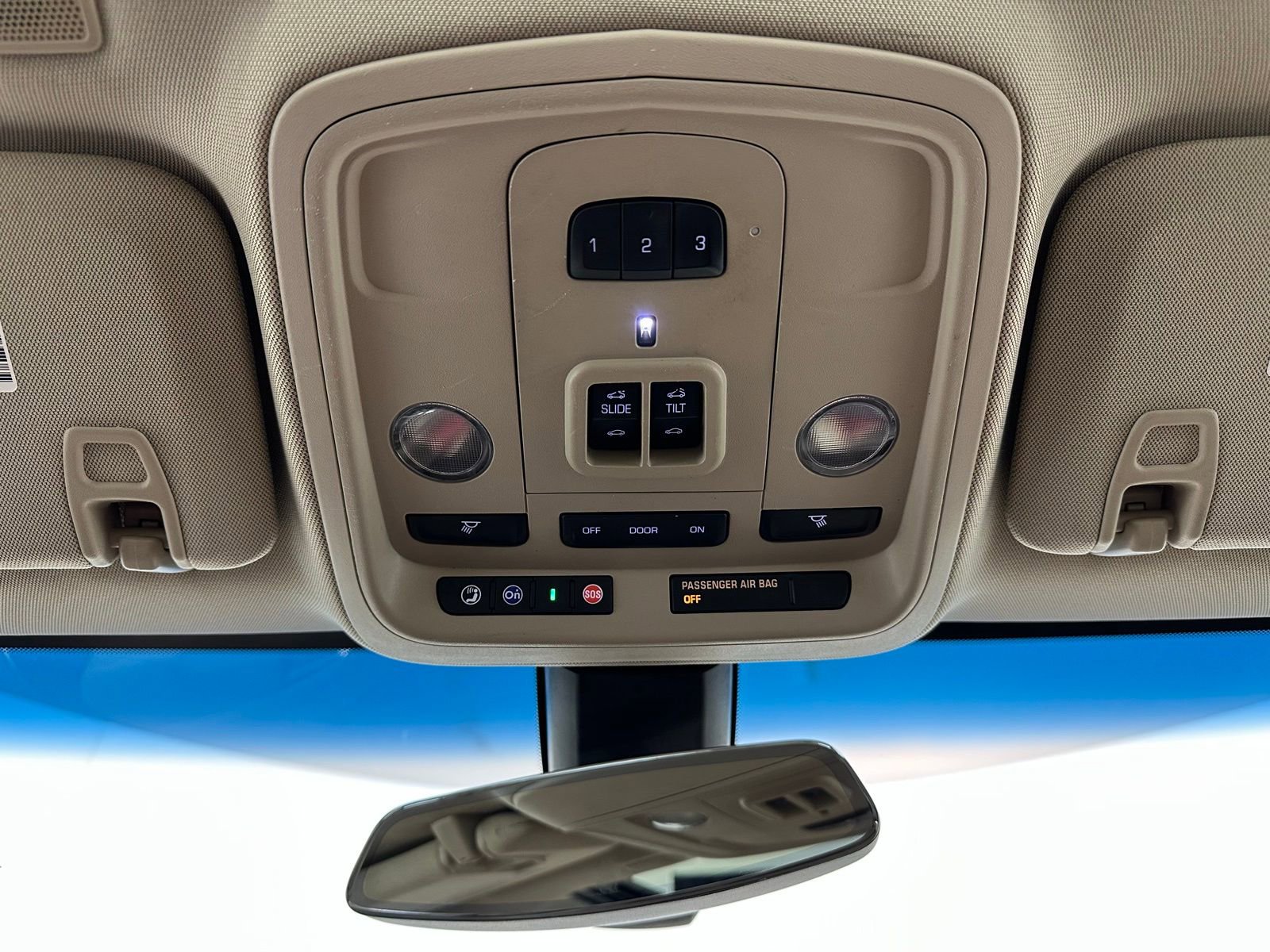 Used 2016 Cadillac ATS Luxury w/ Sun And Sound Package image 36