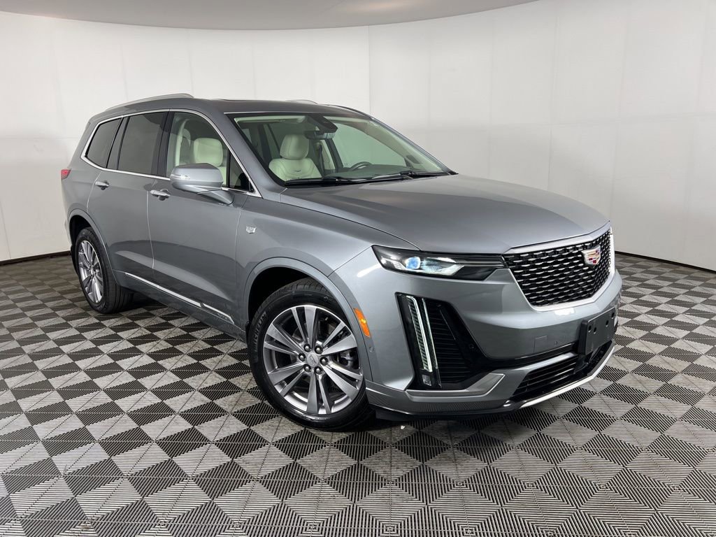 Used 2023 Cadillac XT6 Premium Luxury w/ Technology Package image 35