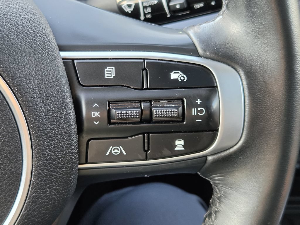 Used 2025 Kia Sportage SX FWD image 22