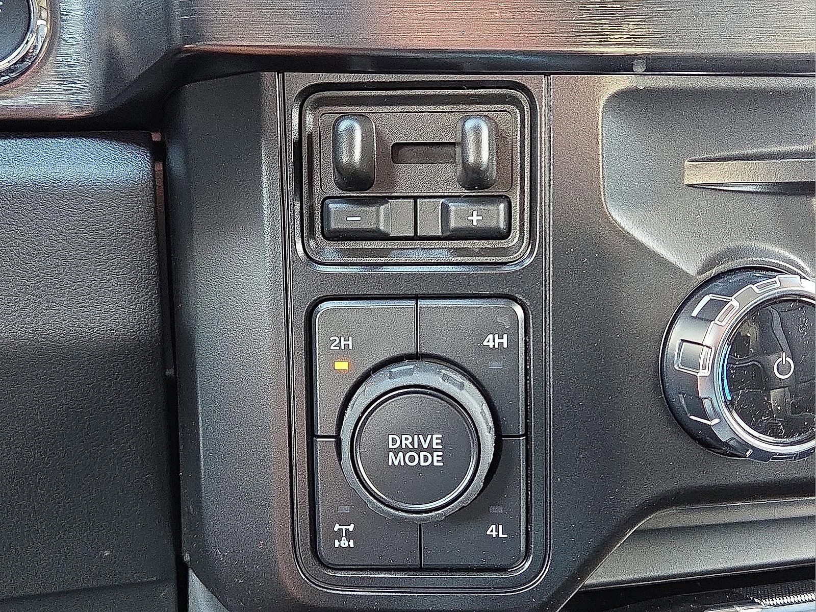 New 2026 Ford F250 Lariat image 19