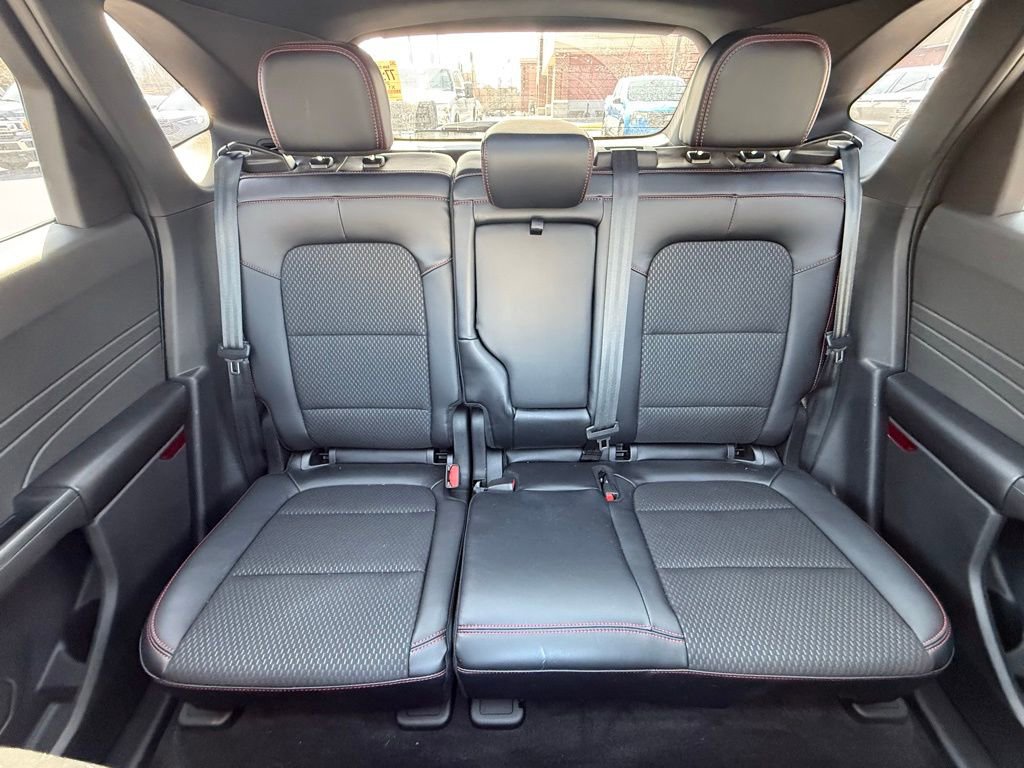 Certified 2023 Ford Escape ST-Line Select w/ Tech Pack #2 AWD/4WD image 17