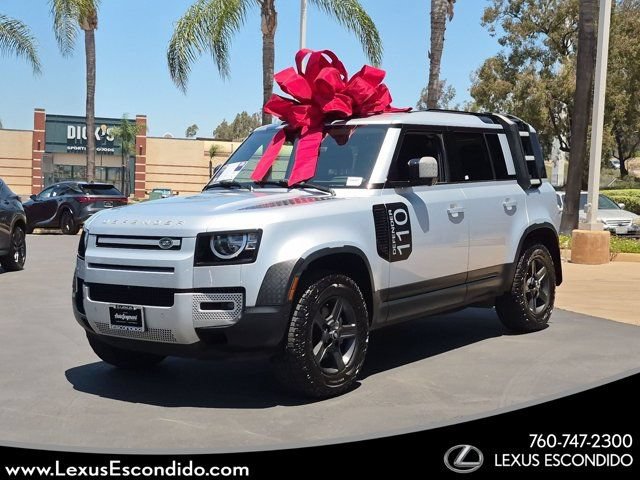 Used 2023 Land Rover Defender 110 AWD/4WD image 1