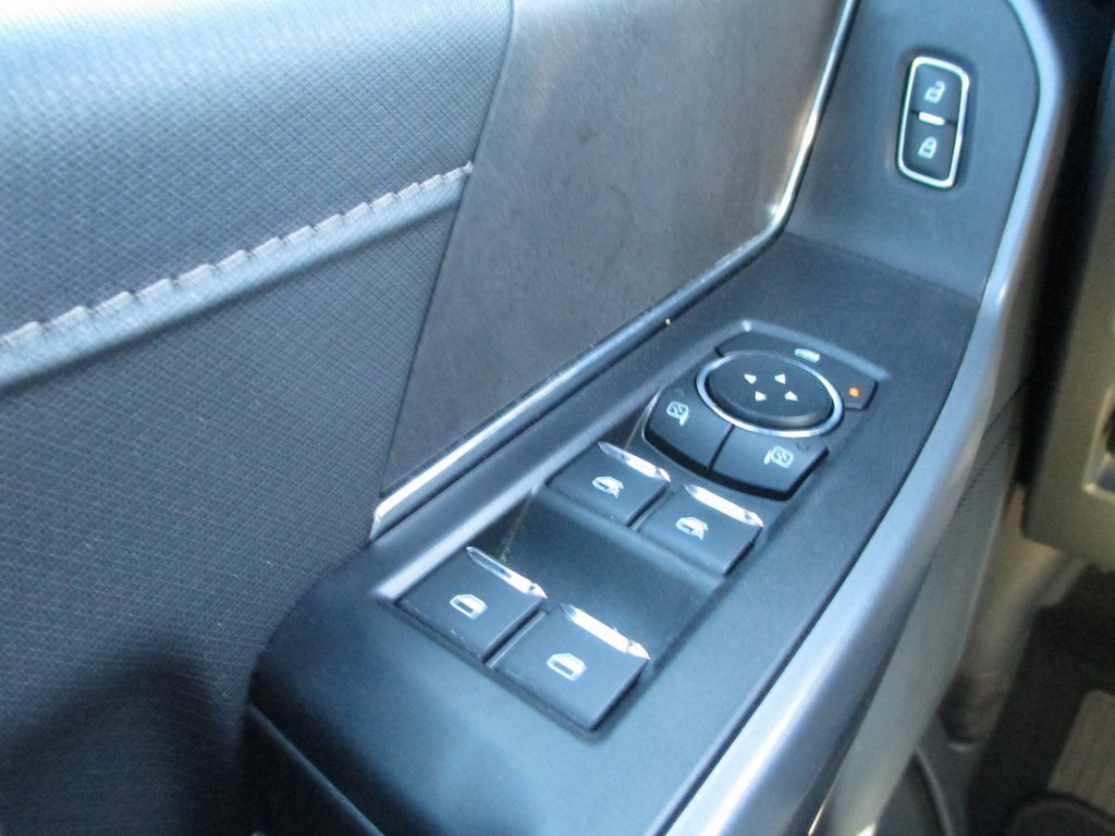 Used 2025 Ford F150 XLT w/ Equipment Group 302A MID image 26